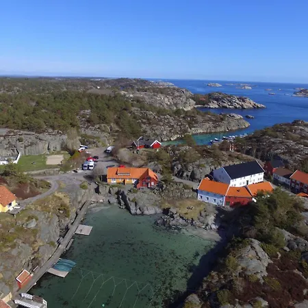 Feriesenter 4* Skottevik