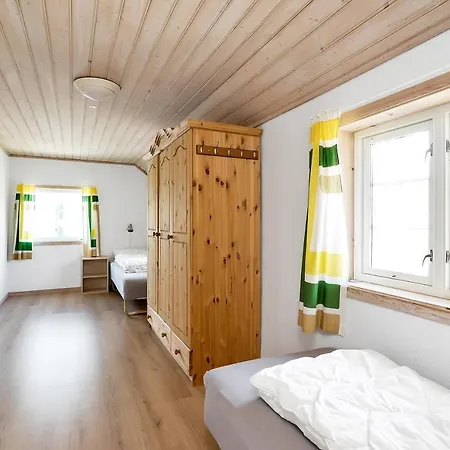 Aldeamento Turístico Feriesenter Skottevik