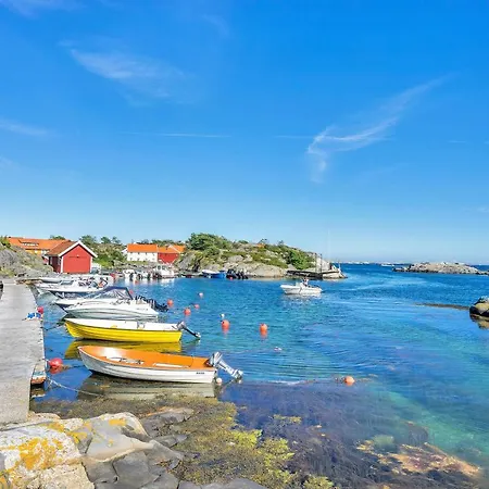 Aldeamento Turístico Feriesenter Skottevik